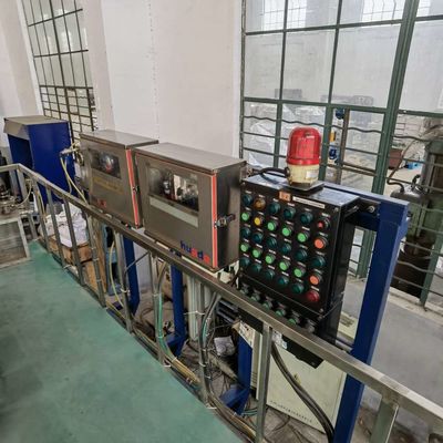 Η πρότυπη κάθετη batch διεκπεραιώνει την υπηρεσία μεταπωλήσεων παρεχόμενη υποβάλλει την κατώτατη απαλλαγή με το τσάντα-τράβηγμα για τη βιομηχανία τροφίμων σε φυγοκέντρωση