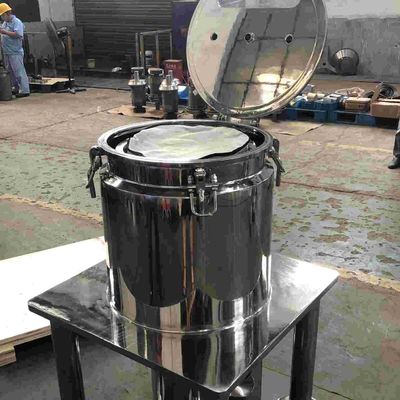 Η βιομηχανική εξαγωγή αιθανόλης 1800rpm υποβάλλει την καράφα κάνναβης πετρελαίου CBD σε φυγοκέντρωση υποβάλλει