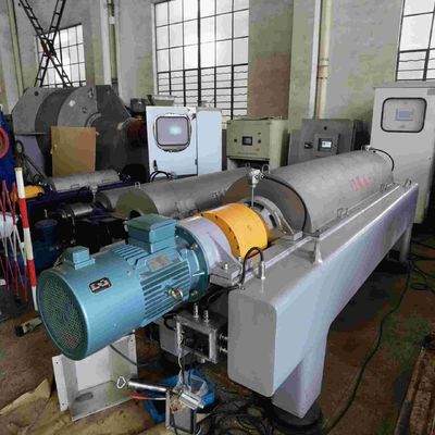 LW οι σειρές 450mm υψηλή απομακρύνοντας το νερό καράφα λάσπης διευκρίνισης παραγωγικότητας 3500kg άριστη υποβάλλουν τη μονάδα σε φυγοκέντρωση
