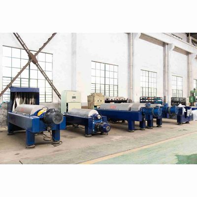Η υψηλής απόδοσης λάσπη διατρήσεων LW 2800-3200r/Min βιομηχανική υποβάλλει τον εξοπλισμό χωρισμού απαλλαγής κυλίνδρων σε φυγοκέντρωση