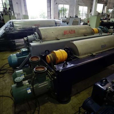Η οριζόντια συνεχής τριφασική καράφα υποβάλλει σε φυγοκέντρωση για την αλατισμένη παραγωγή